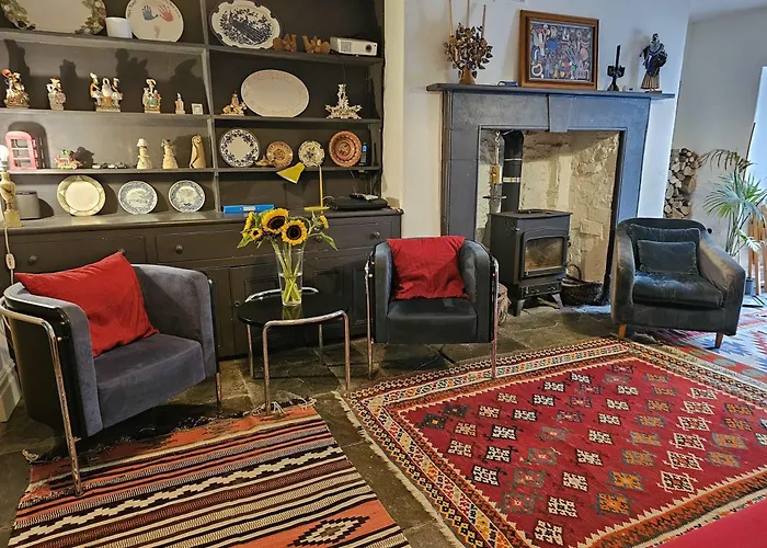 One Bedroom Basement Flat In Canynge Square Lejlighed